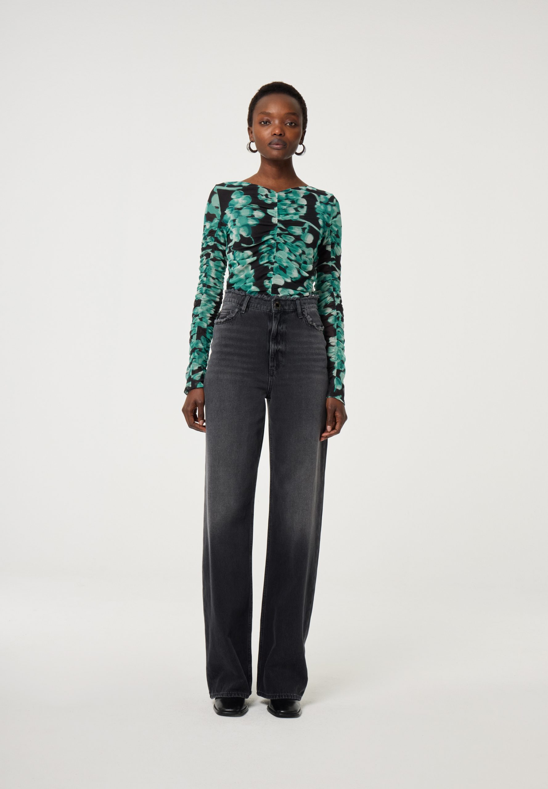 CLTTOP25AW250181-0181-BlackMintGreen-aboutyou-46064