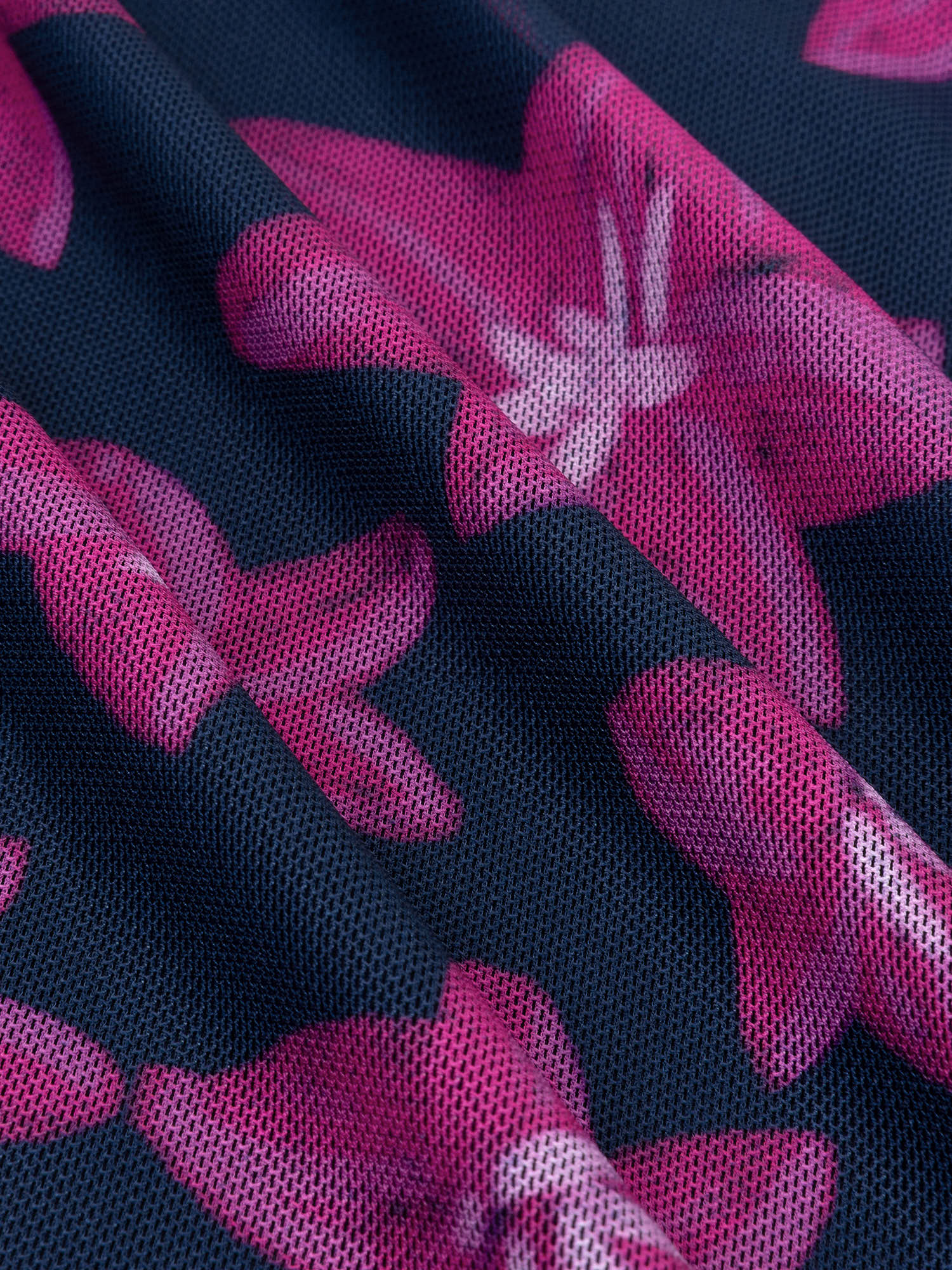 Top Willemijn navy flower detail