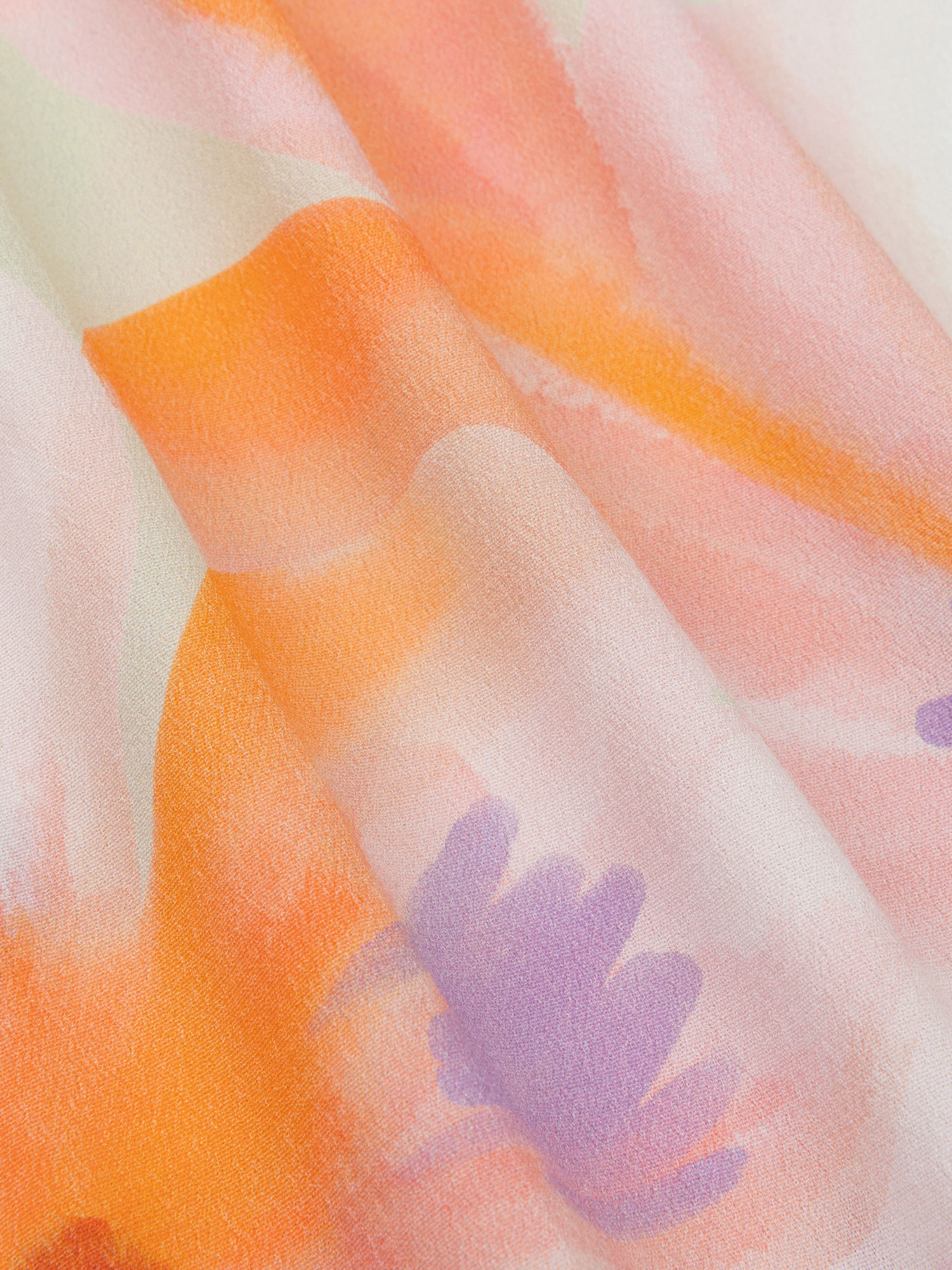 Top Jordan multi flower detail_white LR